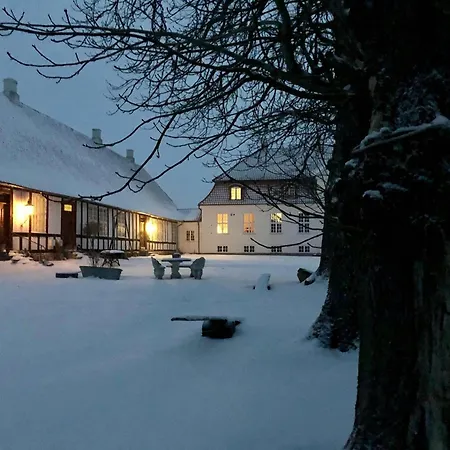 Historic Place At Gelskov Estate Tatil Evi Ringe