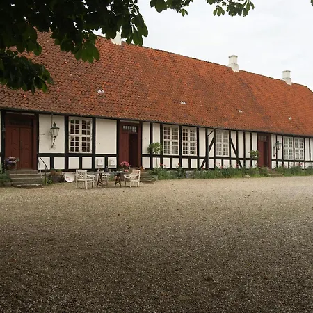 Tatil Evi Historic Place At Gelskov Estate Ringe
